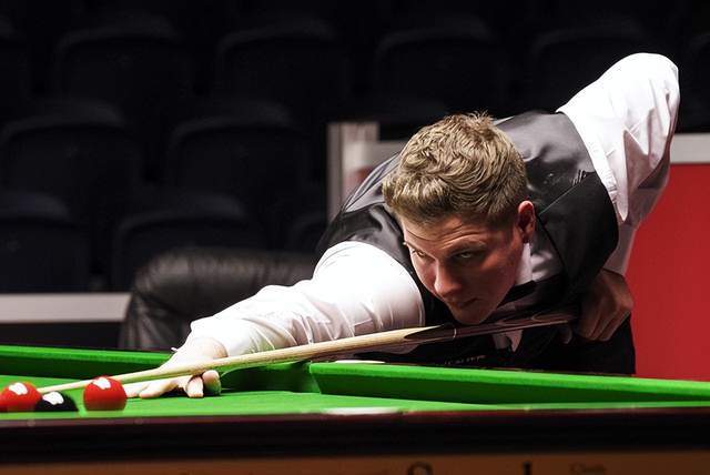 两人的发挥 两人的发挥