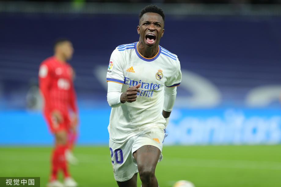 在法律与制 在法律与制