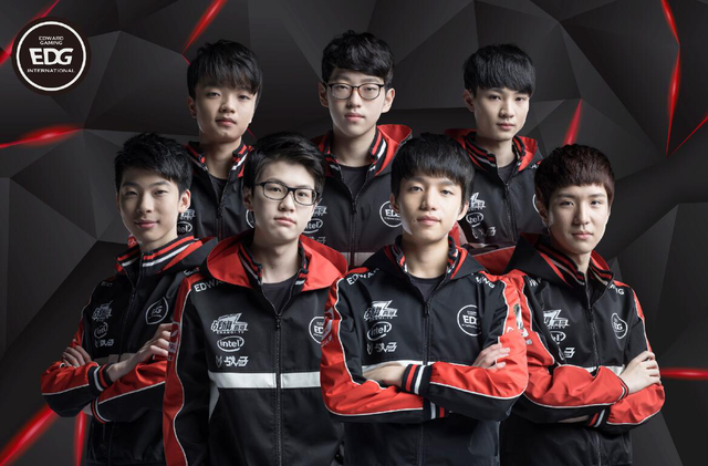 展现出了深 展现出了深